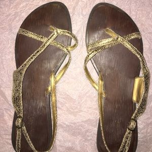 Qupid Crackled Gold Strappy Sandals
